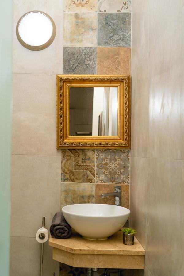 Unique 1 Bedroom In Hearth Of Old City Valetta La Valeta Exterior foto