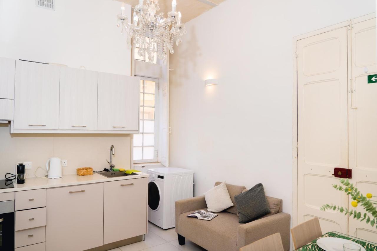 Unique 1 Bedroom In Hearth Of Old City Valetta La Valeta Exterior foto
